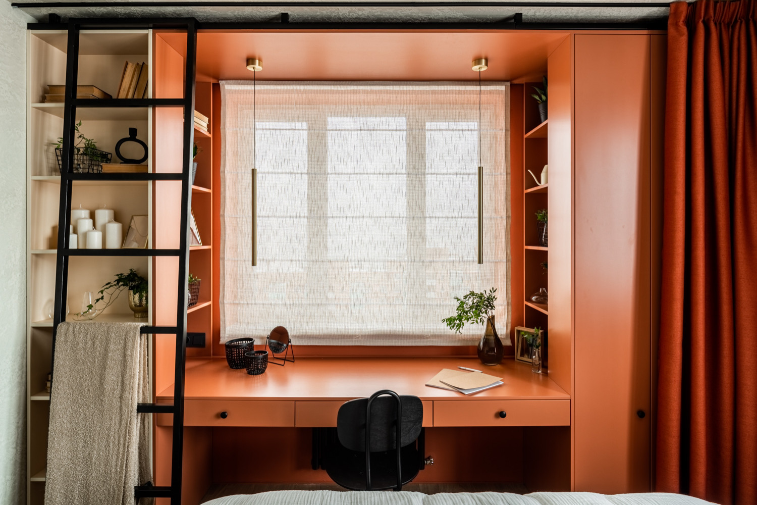 Спальня с огоньком