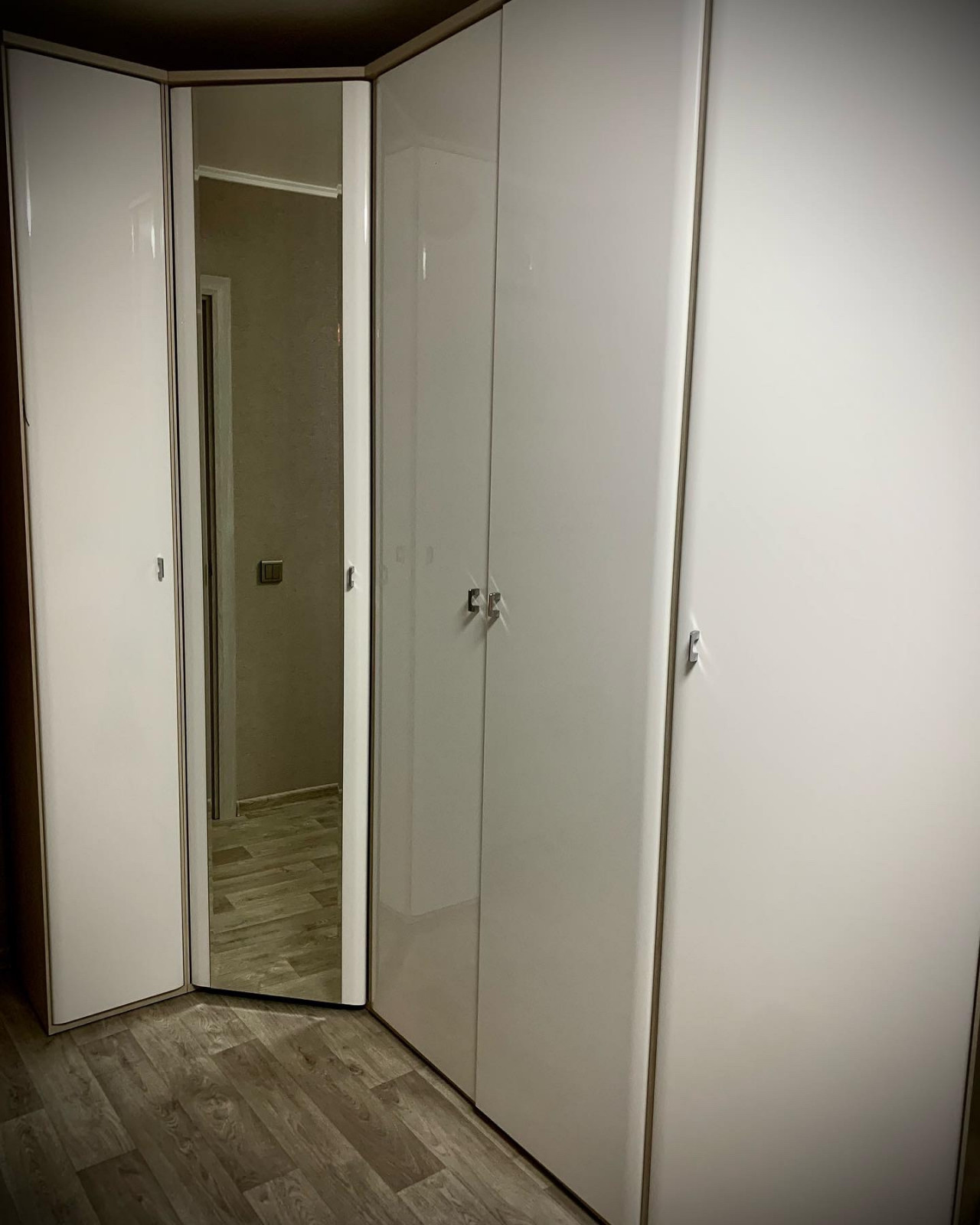 Обложка проекта: Открасили фасады в жк волжский парк.