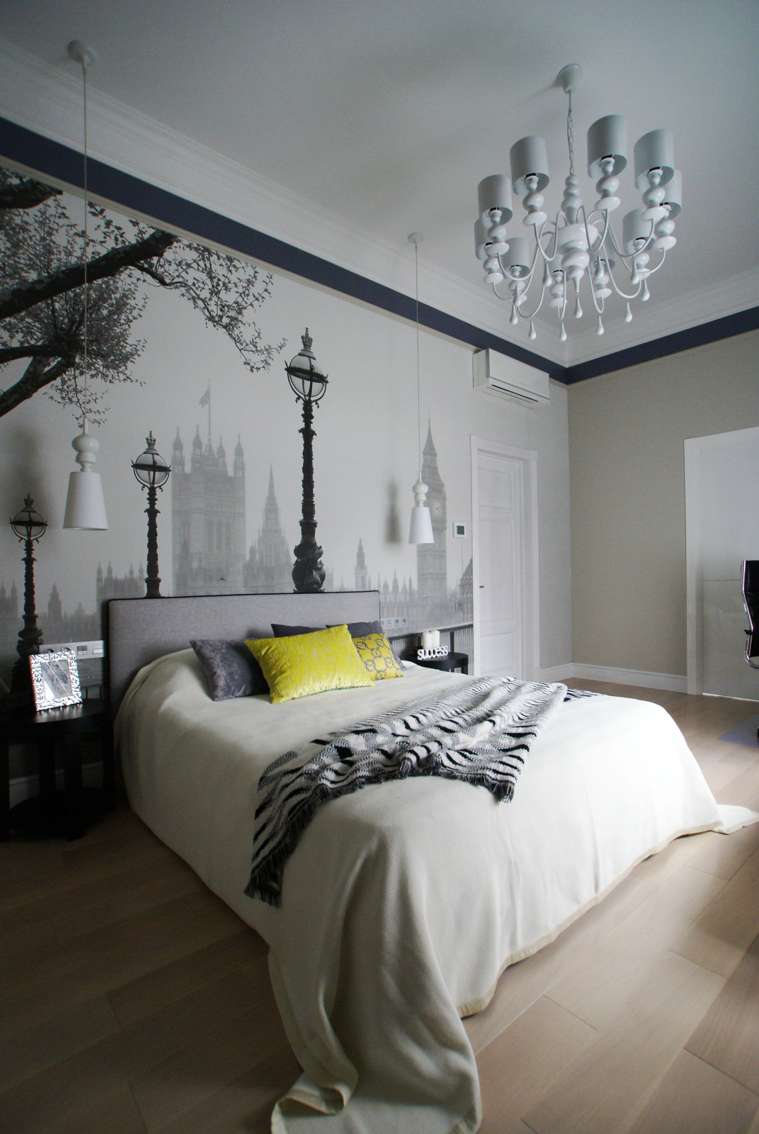 Обложка проекта: Спальня в загородном коттедже