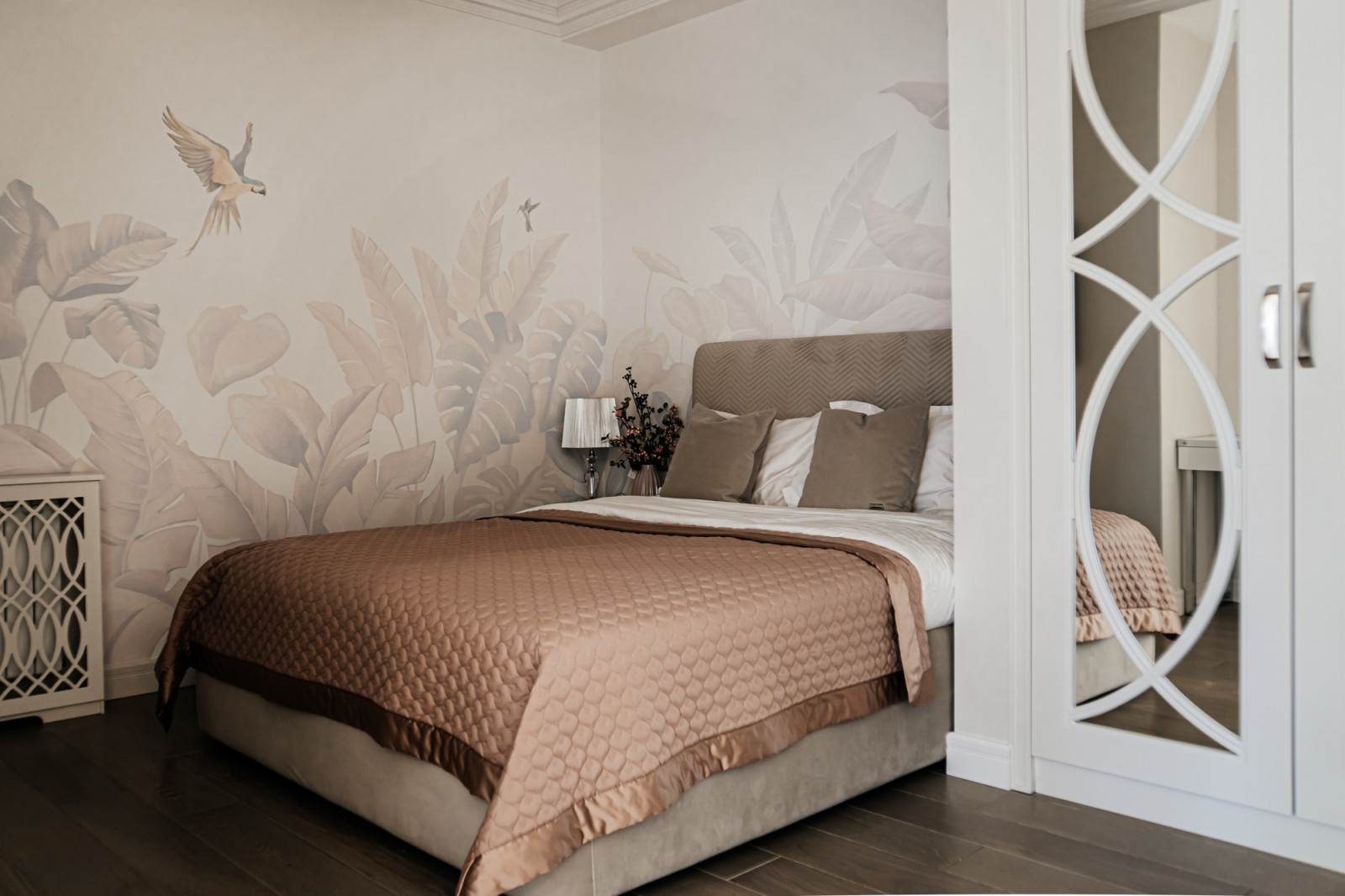 Неоклассика в нюдовых тонах