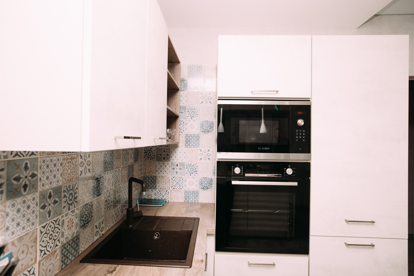 Белый бетон - Дуб Хафельланд