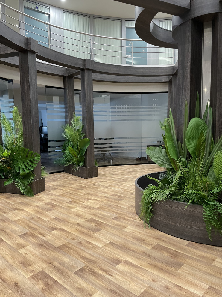 Чайка Плаза - внутреннее озеленение