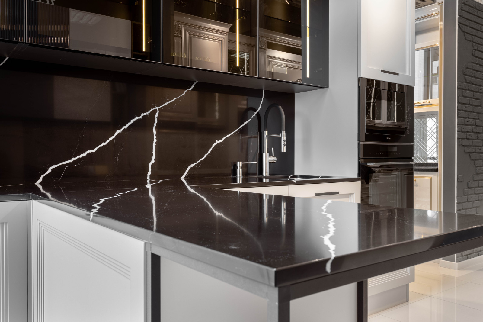 Кухня. Рими Мебель Холл. Vicostone Nero Marquina