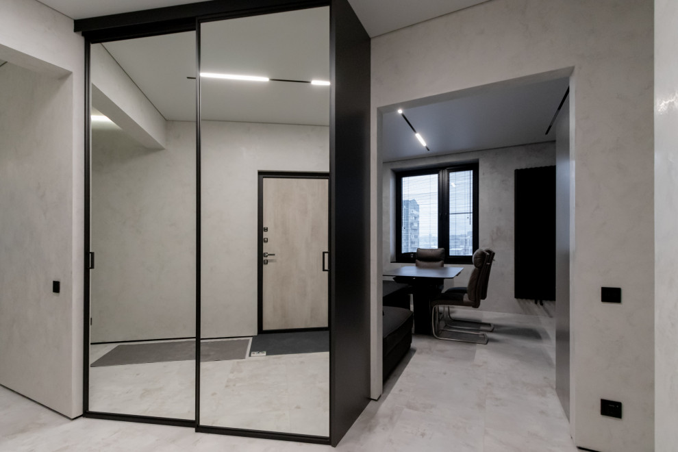 Угловой шкаф в прихожую с системой UNO raumplus