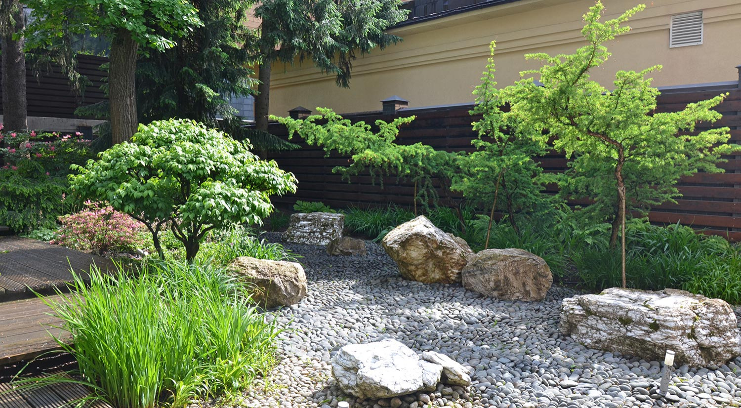 Сад с японским характером  в КП Ландшафт