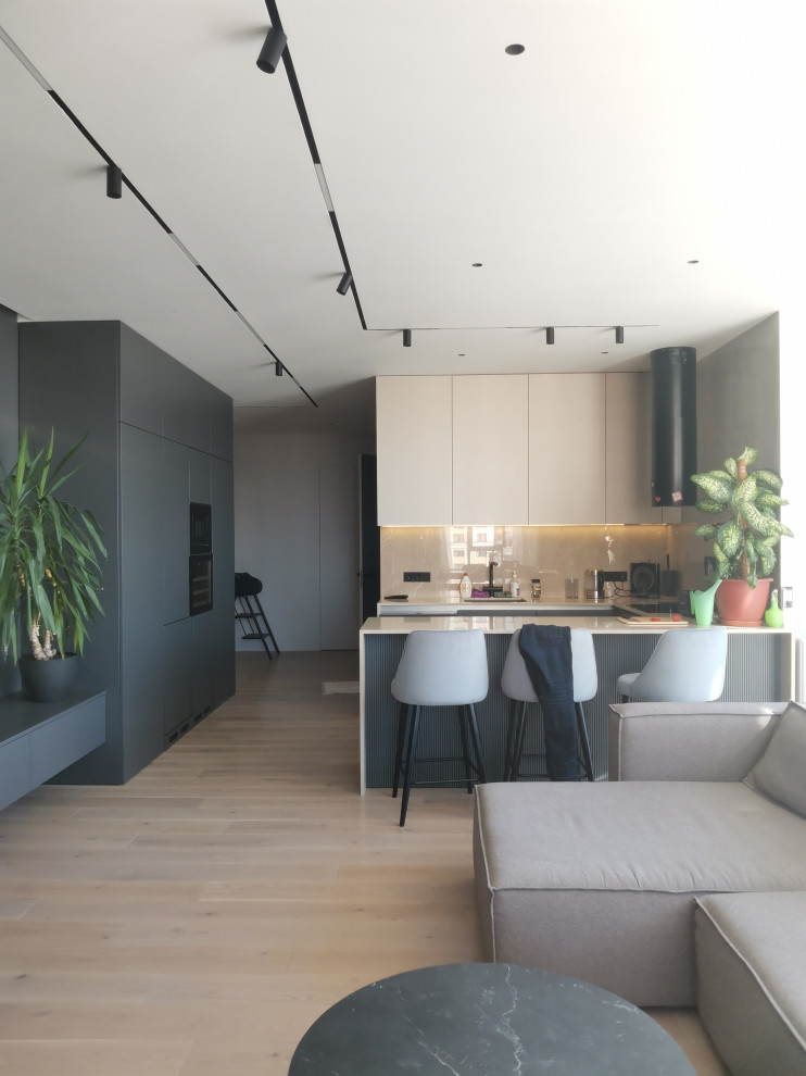 НМ, Объект "Ренесанс" на ул.Дыбенко