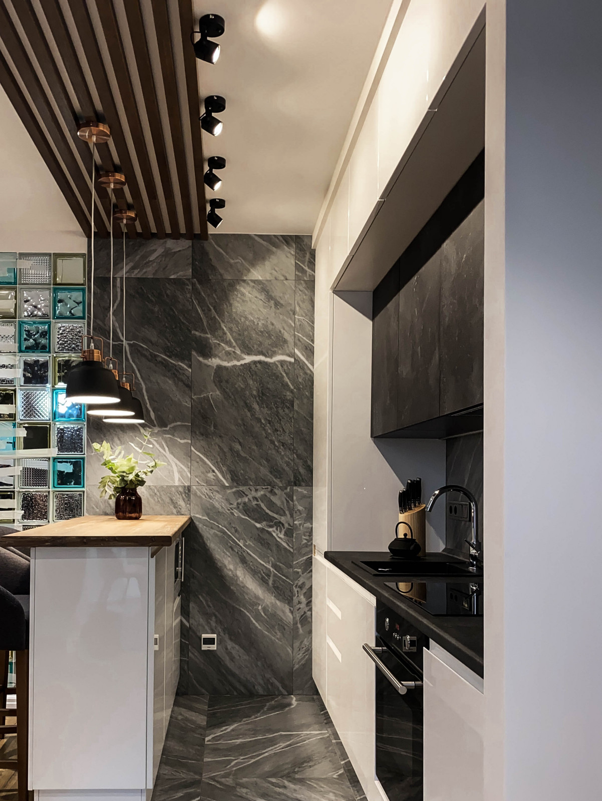 Квартира в ЖК "Седьмой континент"   дизайнера Ирины Ждановой