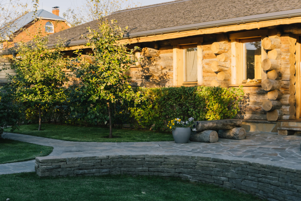 Сад с подпорными стенами