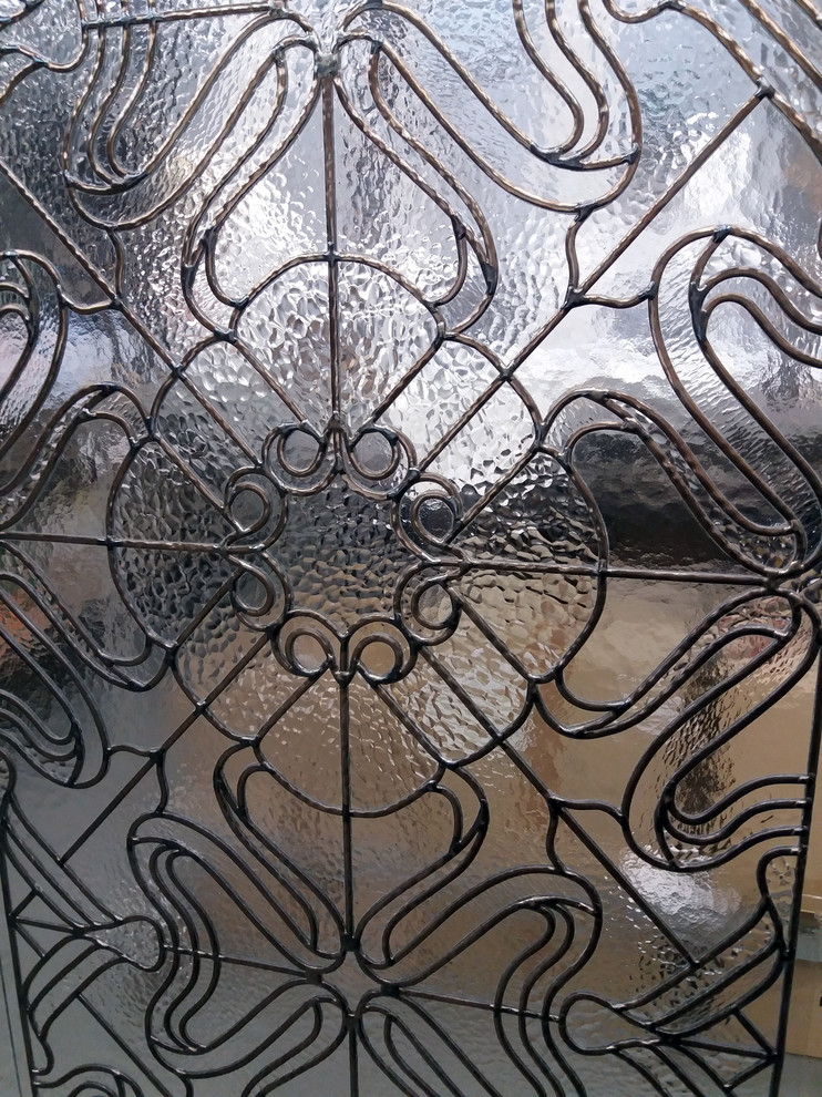 Витражи Реалистик в окнах загородного дома