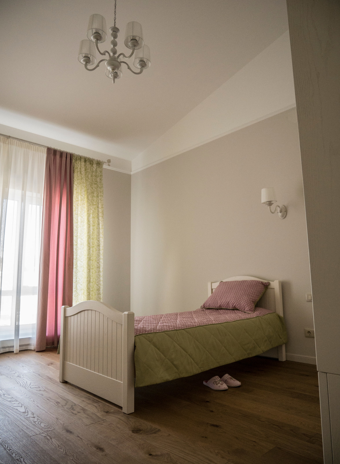 Шторы для детской комнаты в ЖК Ангелово.