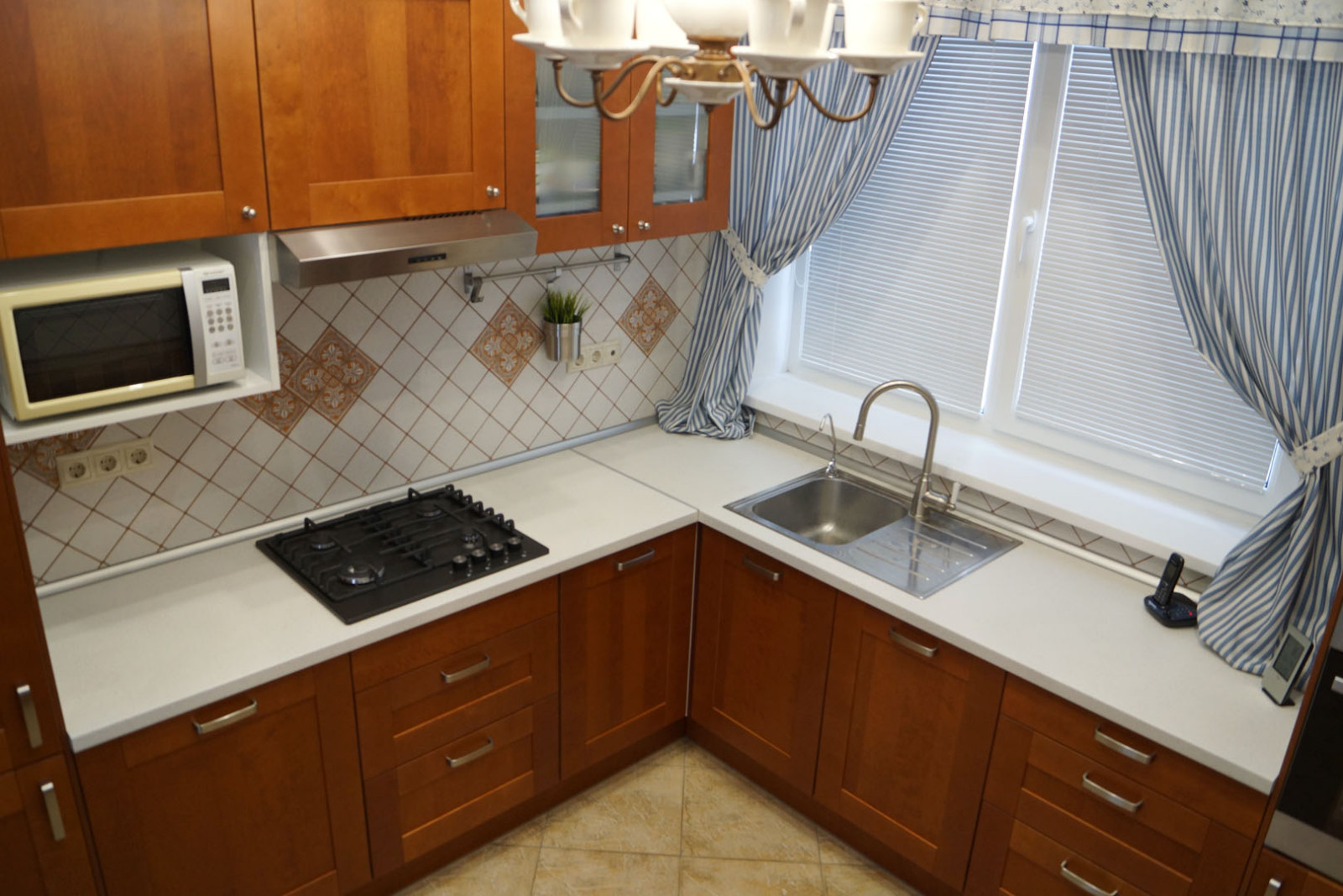 Дом в терракотовых тонах