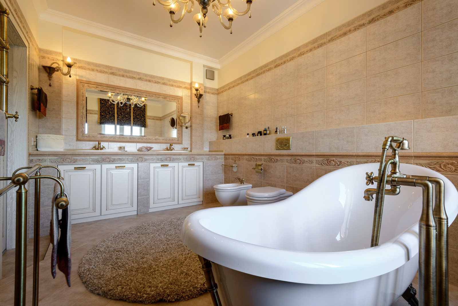 Шикарная квартира в стиле ар-деко