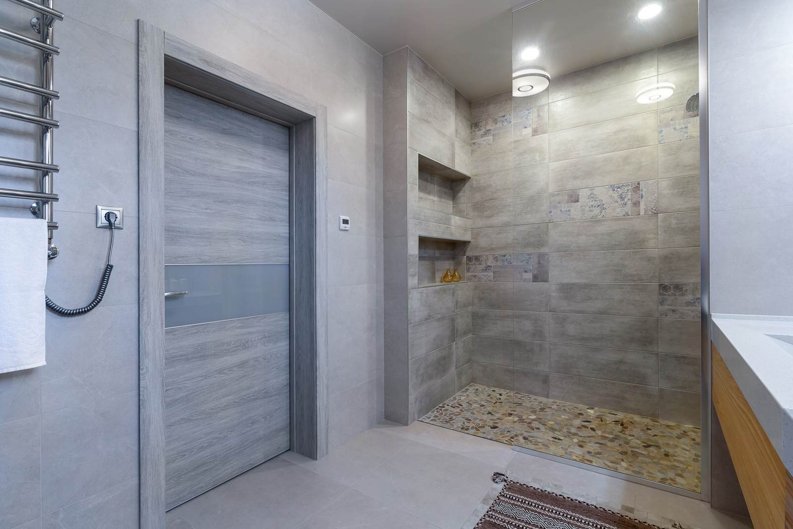 Дом с ирисом