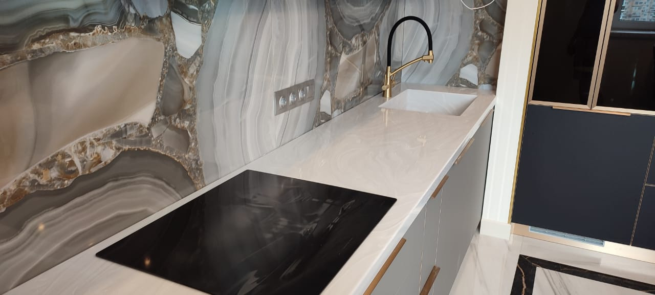 Обложка проекта: Столешница на кухню с интегрированной мойкой