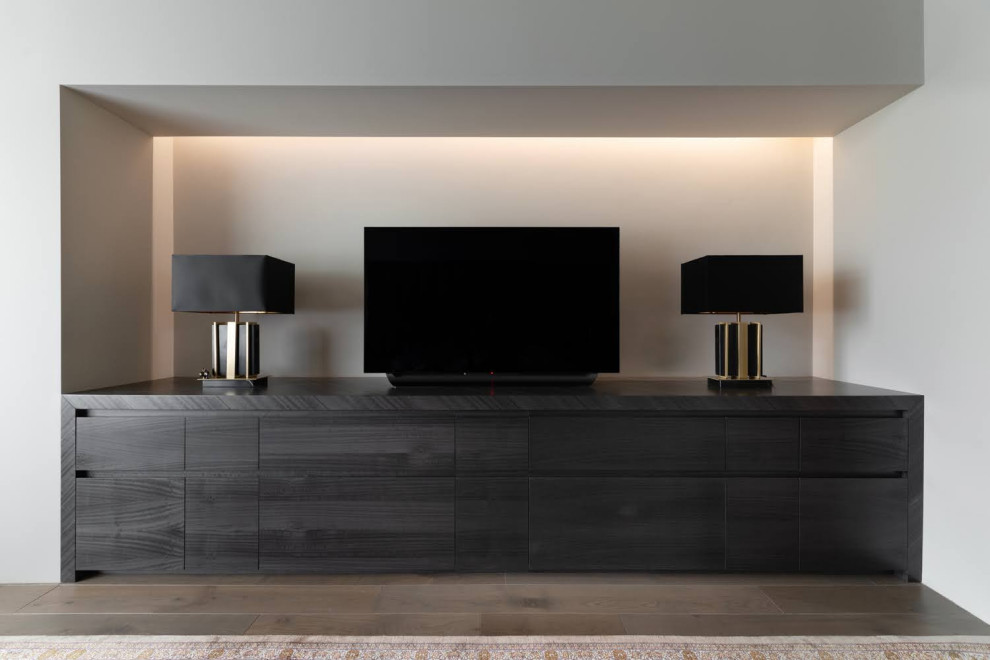 Брутальная спальня в загородном доме