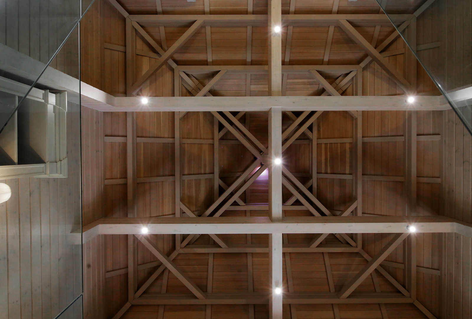 Эклектика в дереве