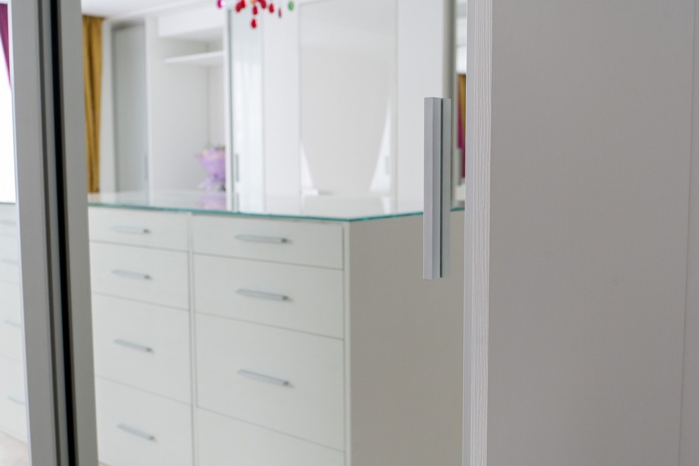 Гардеробная raumplus с комодом-островом