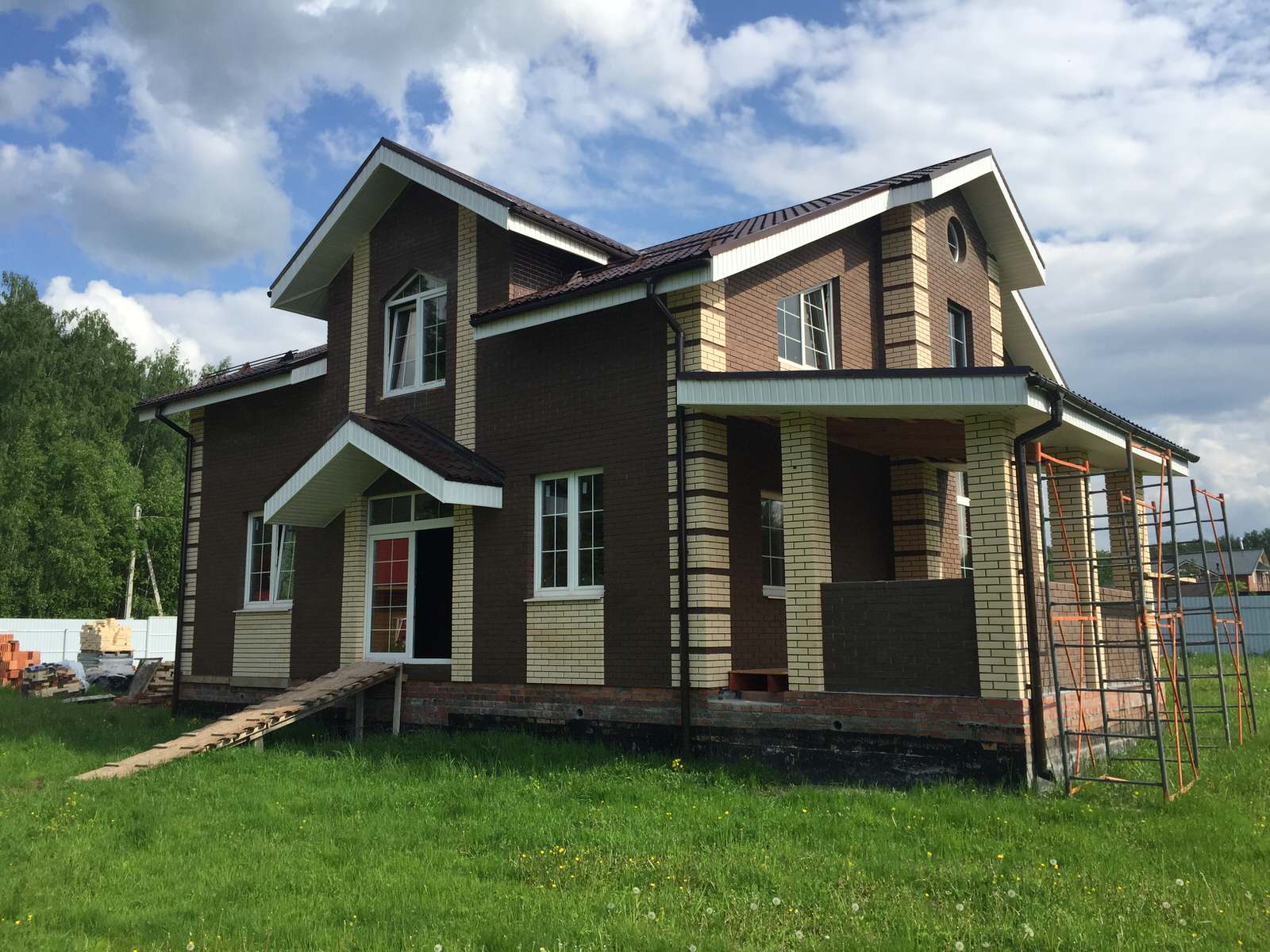 ПРОЕКТЫ И СТРОИТЕЛЬСТВО ООО СТРОЙКОМ