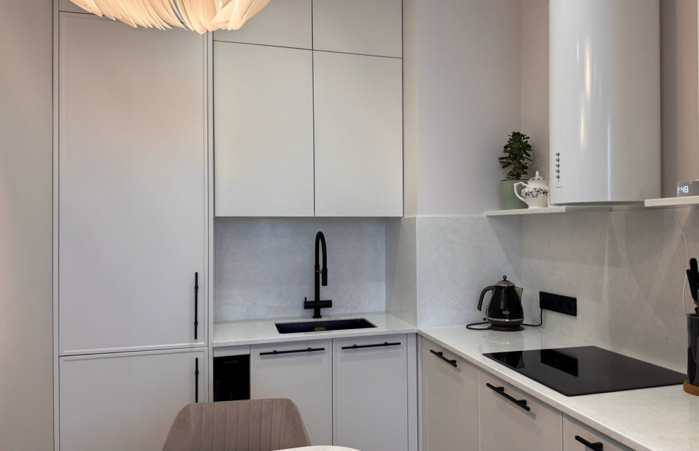 Кухня во французском стиле в светлых тонах