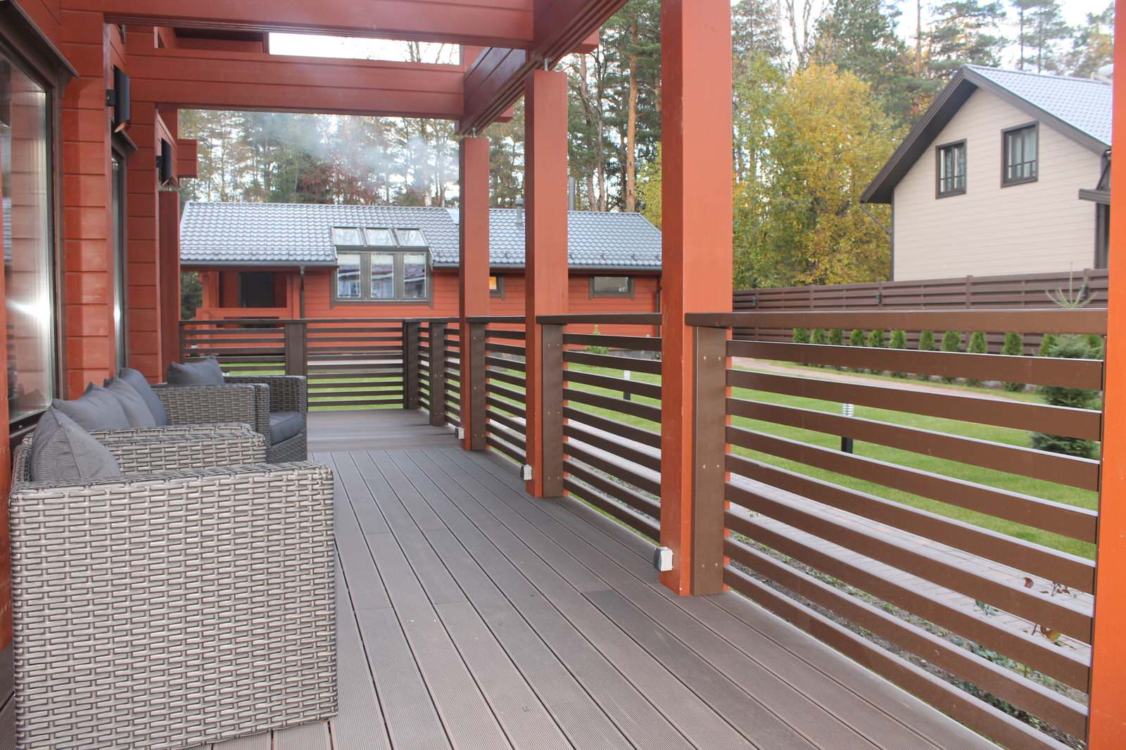 Отделка дома и бани из клееного бруса