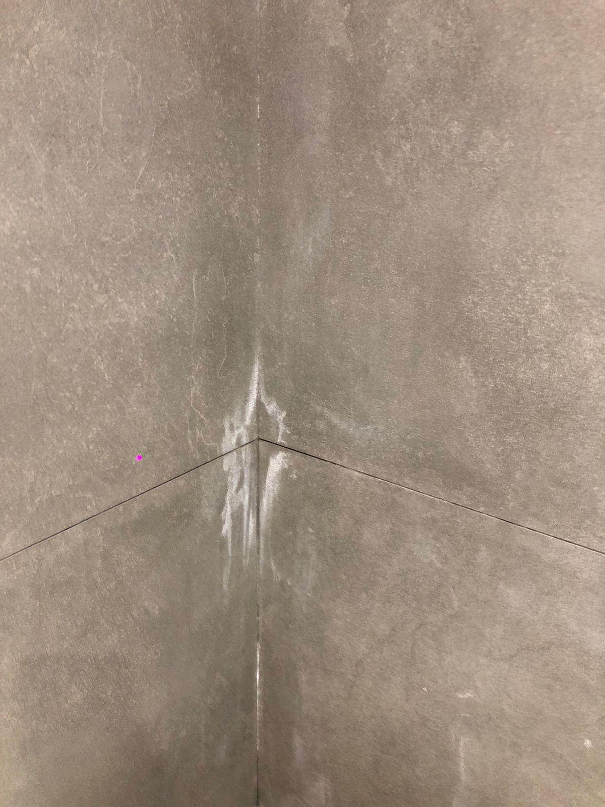 Обложка проекта: Как можно испортить керамогранит…