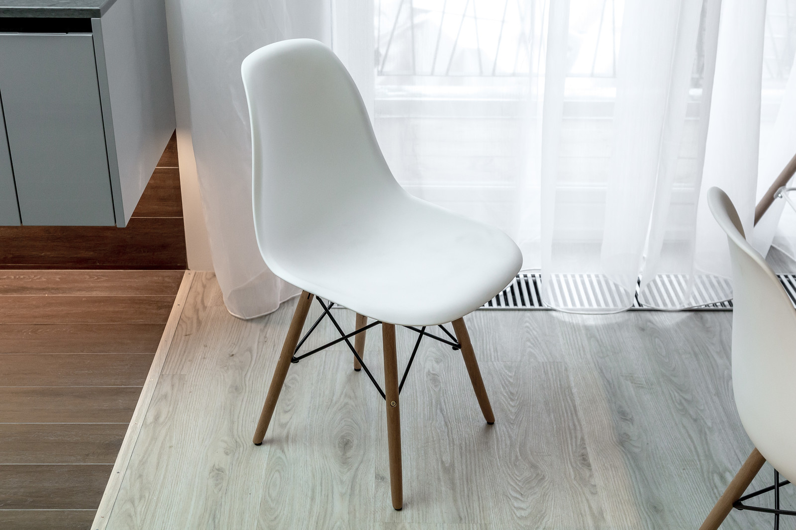 КУХНЯ с ПРОБКОВОЙ СТОЛОВОЙ. Дачный ответ