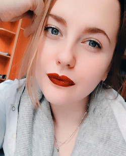 Лена Савуляк