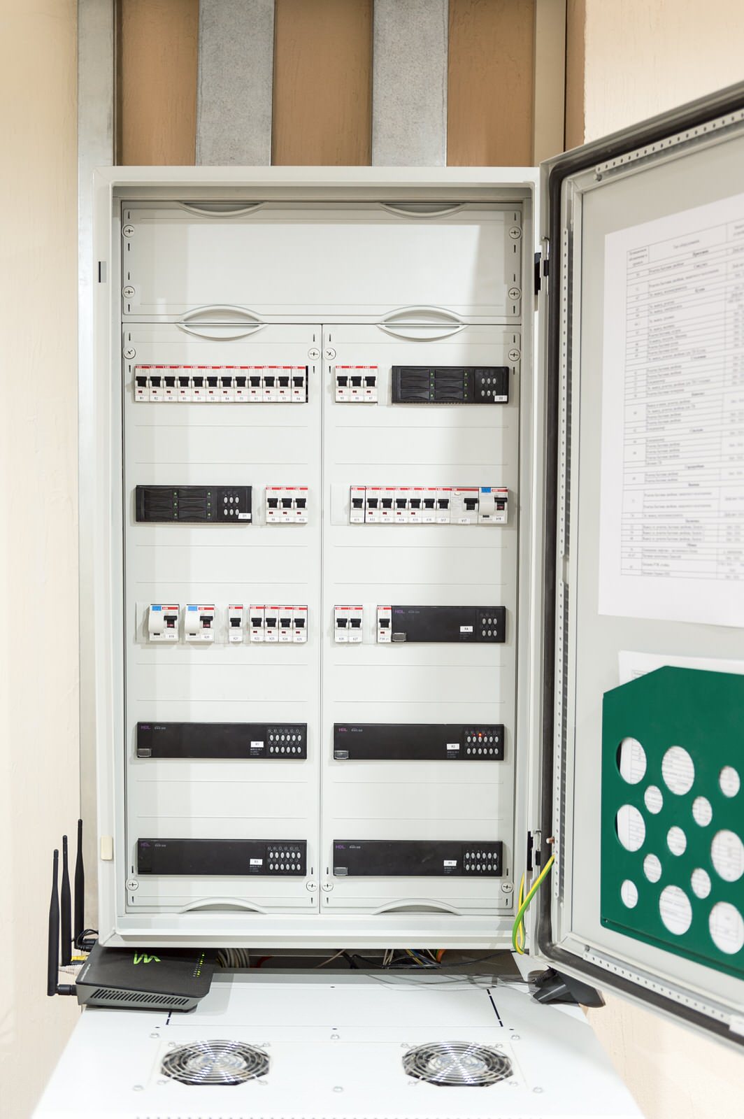 Обложка проекта: Метаморфозы пространства