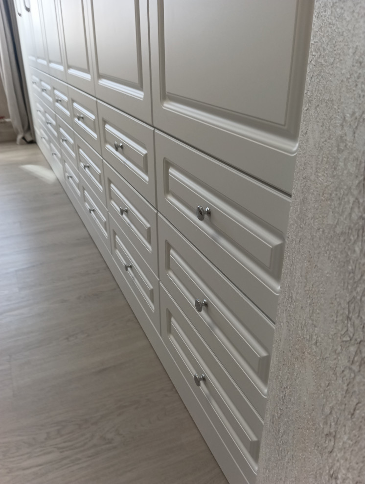 Шкаф платяной, 2023