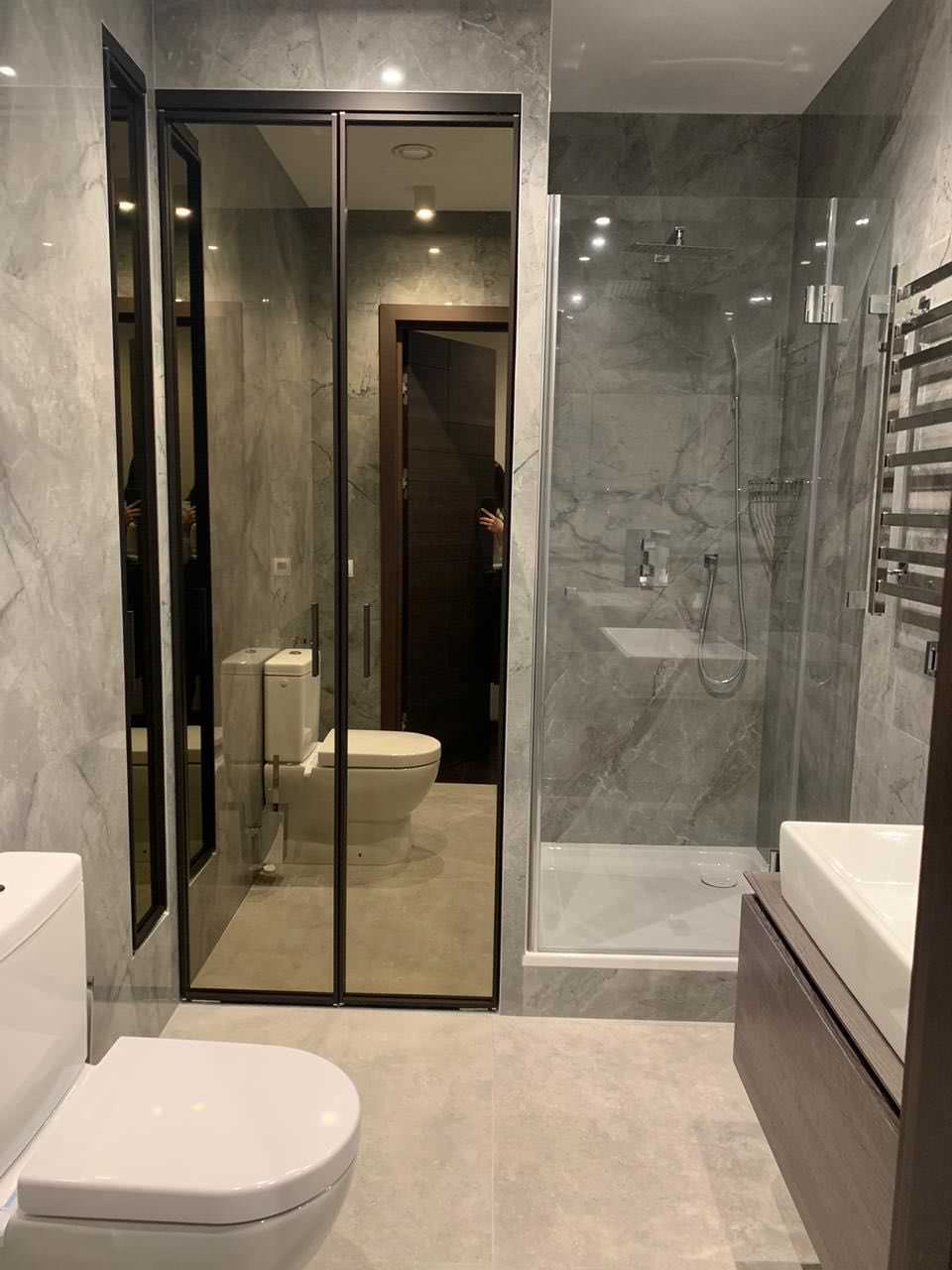 Шкаф с распашными фасадами raumplus