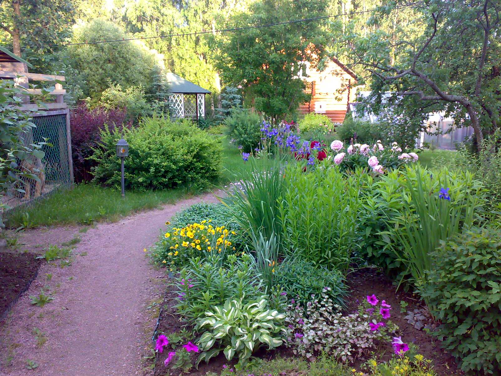 Усадебный семейный сад