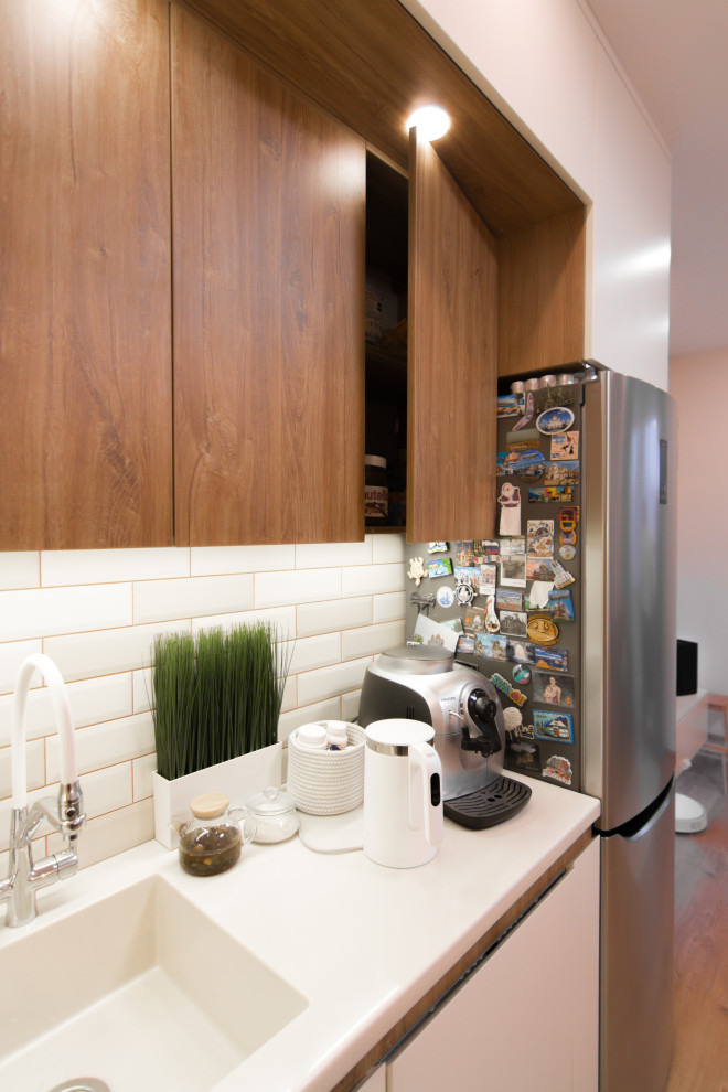 СВЕТЛАЯ КУХНЯ В СОВРЕМЕННОМ СТИЛЕ