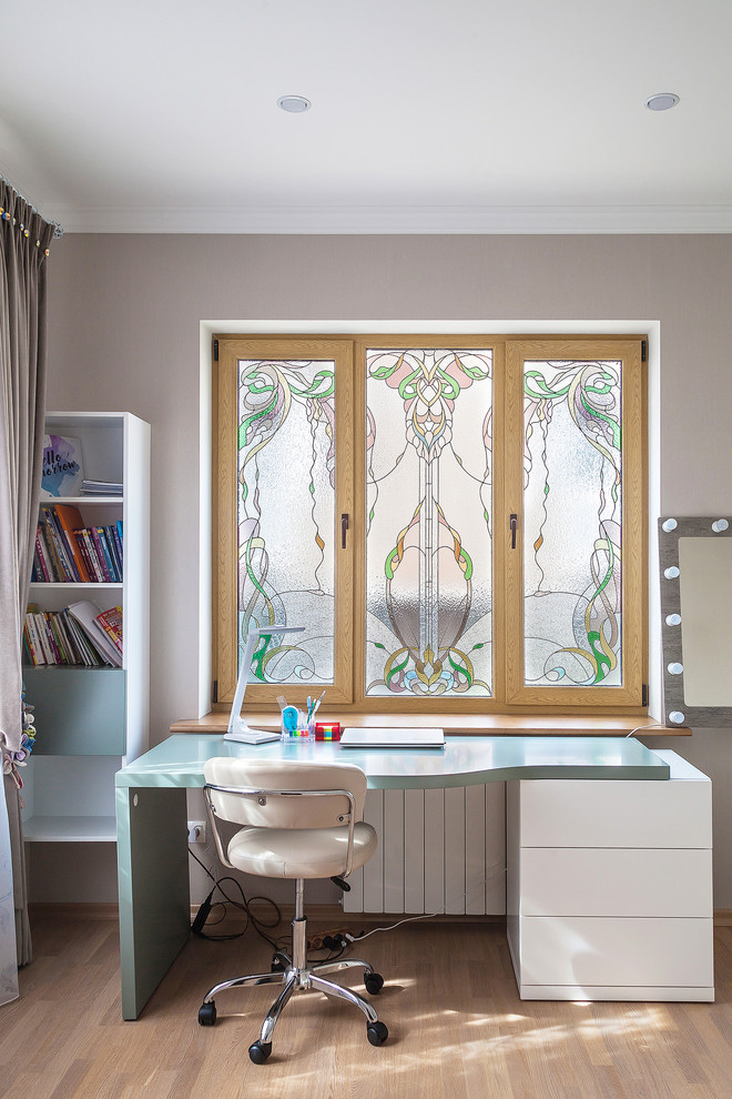 Корпусная мебель цвета "Tiffany" для юной леди