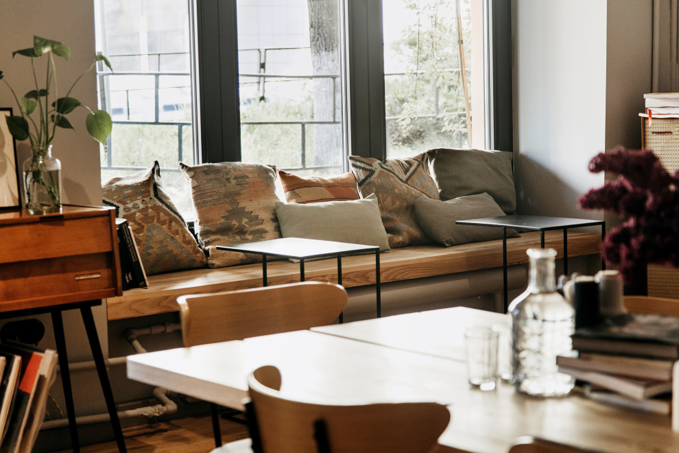 Обложка проекта: Современный интерьер с элементами советского mid century — кофейня MR.CUP