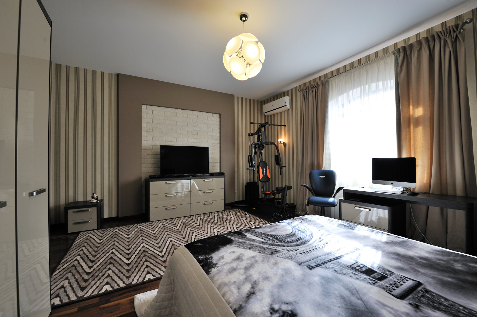 Интерьер дома в классическом стиле (250 кв м)