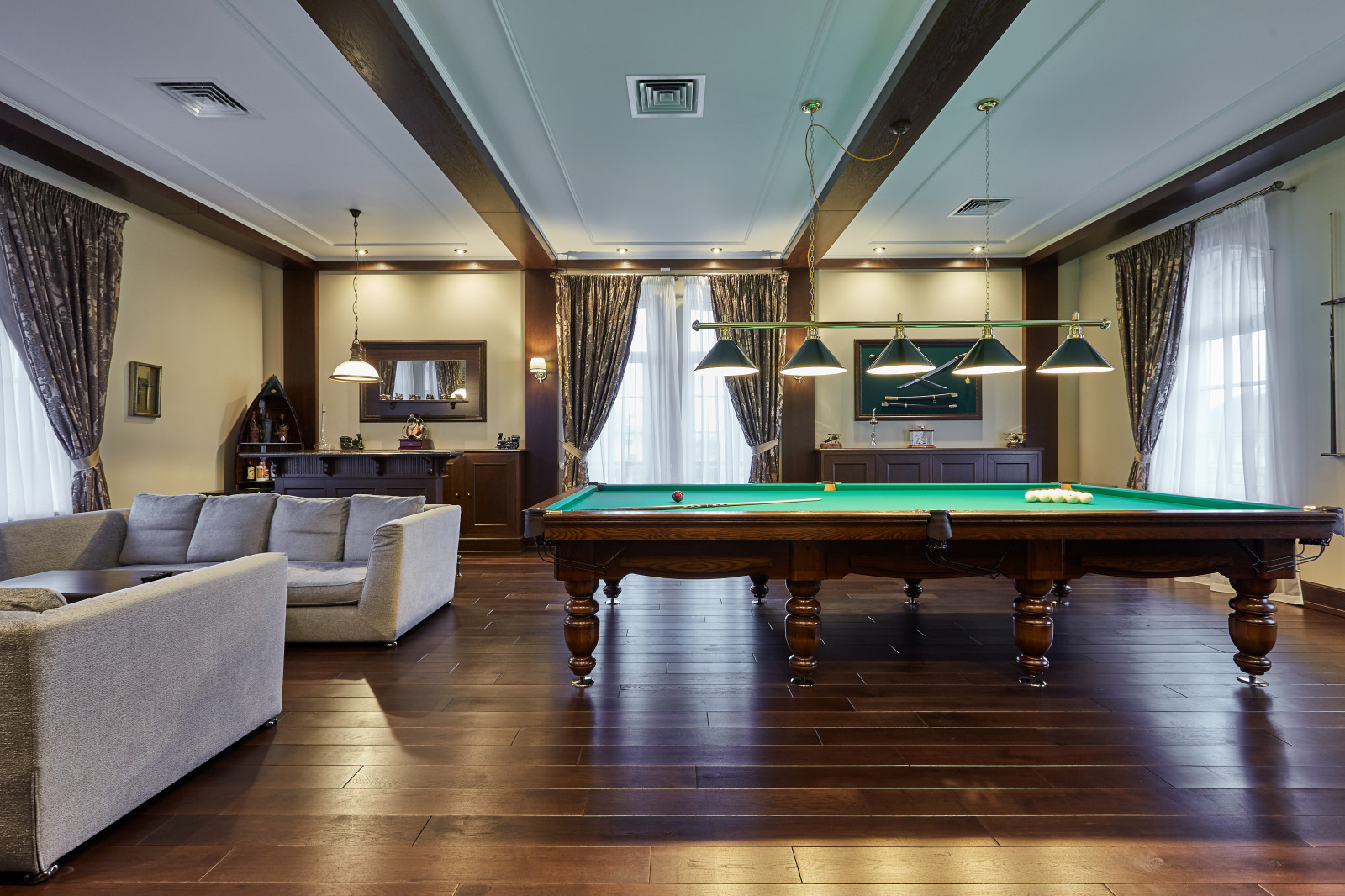 Александр Маслаков