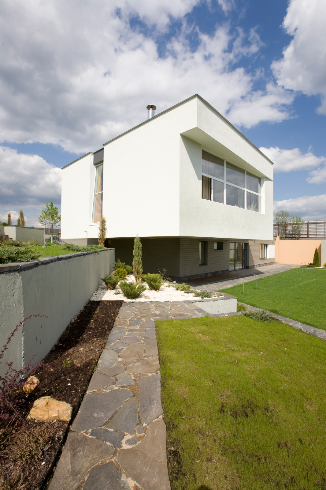 ДОМ В ХОЛМЕ, 450 кв.м.