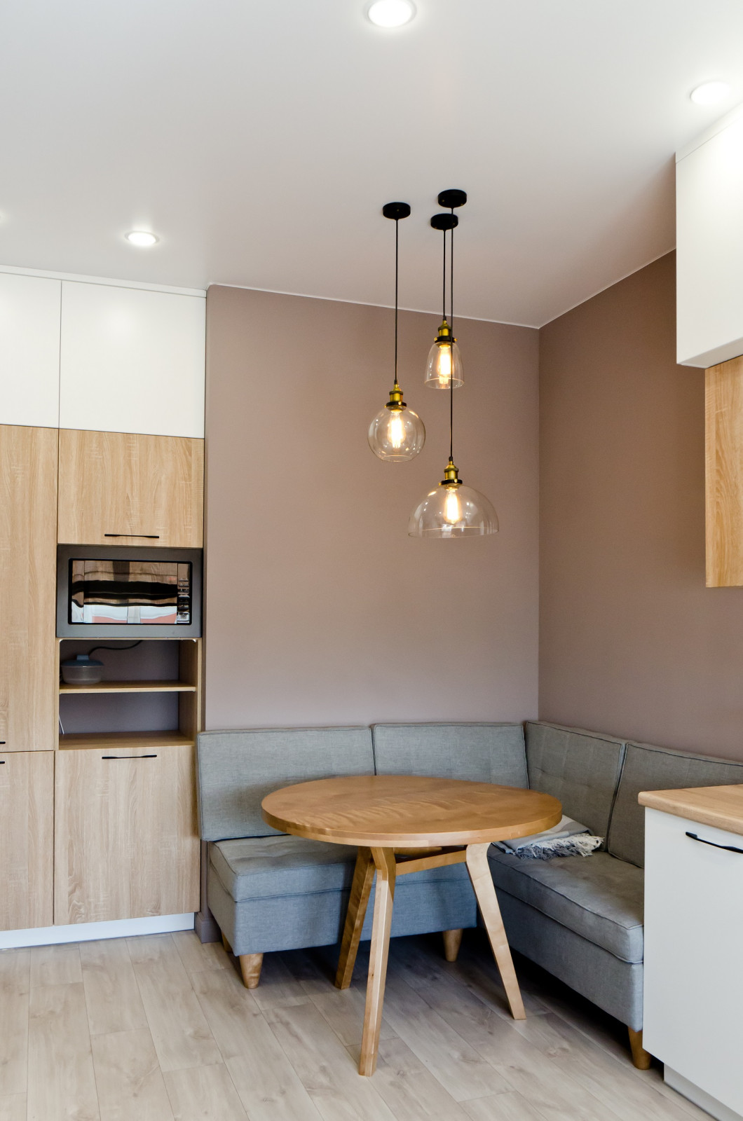 Квартира на пр. Осенний в "Лесной Поляне". Молодая современная семья.