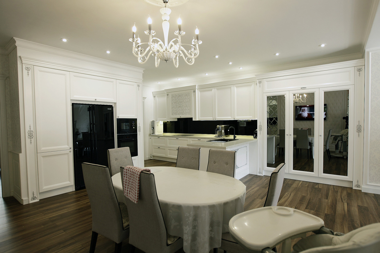 Фоновое изображение профиля Alina Kapanova