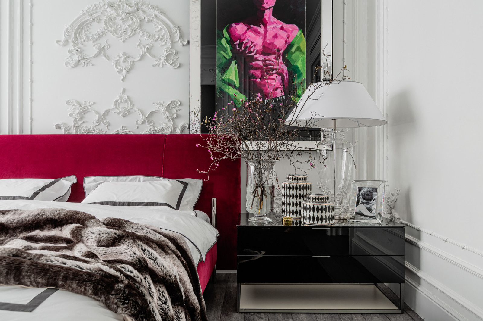 Обложка проекта: НЕКЛАССИЧЕСКАЯ КЛАССИКА. СПАЛЬНЯ