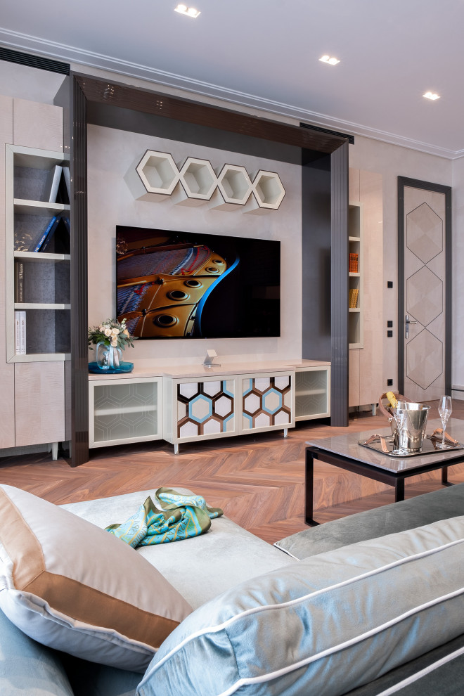 Дом на набережной