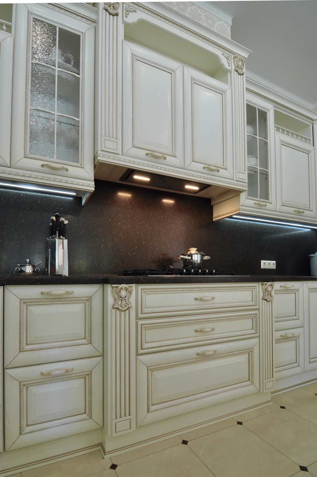 Кухня Алиери (массив дуба)