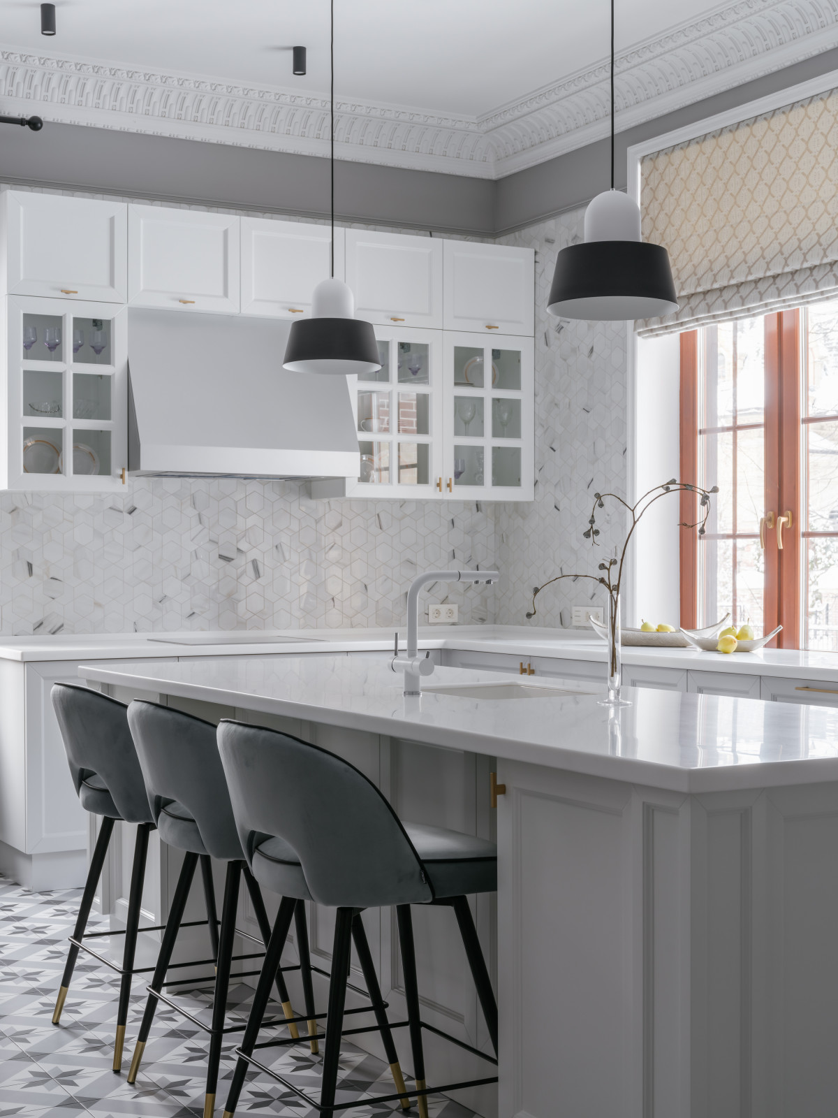 Стилизация загородного дома в КП Довиль