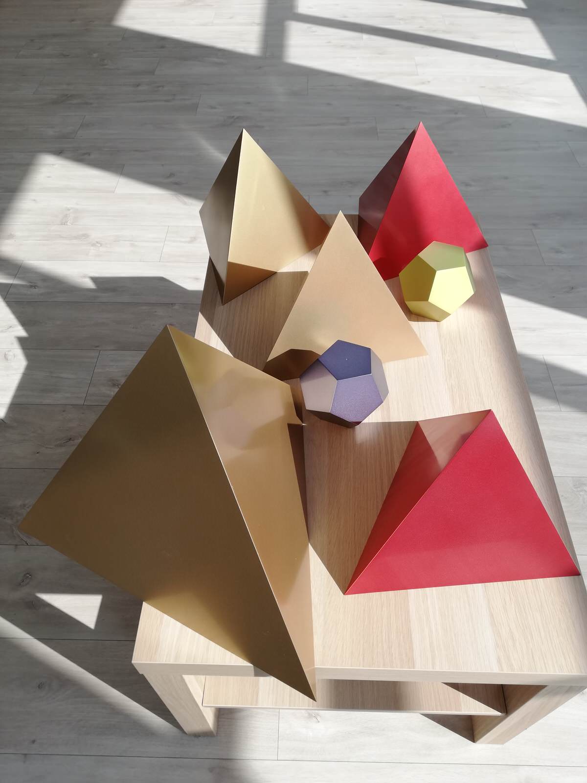 Обложка проекта: Декоративные фигуры