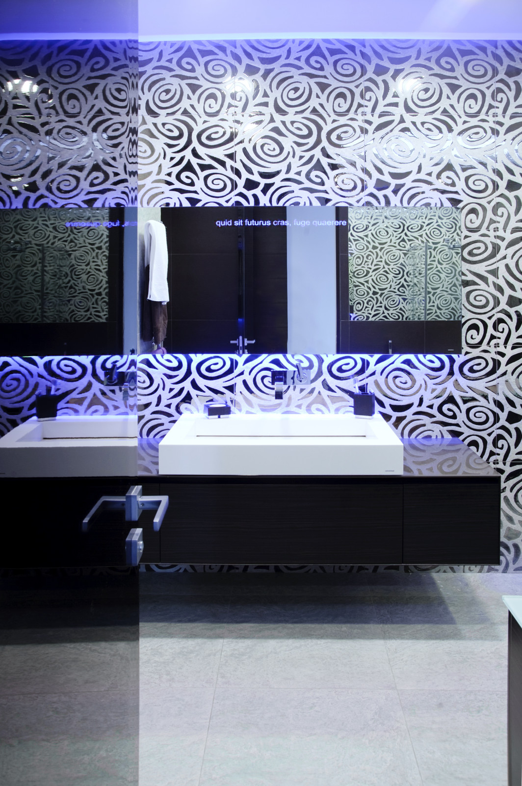 Белые апартаменты