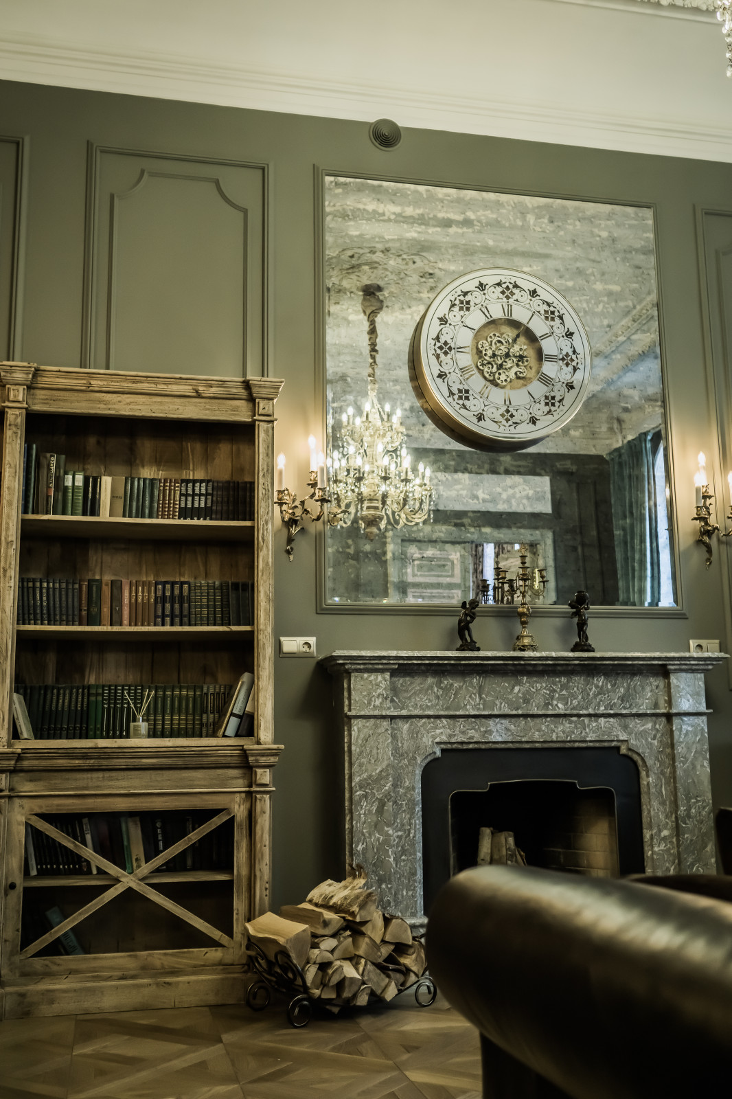 CHATEAU DE LA PETROGRADKA