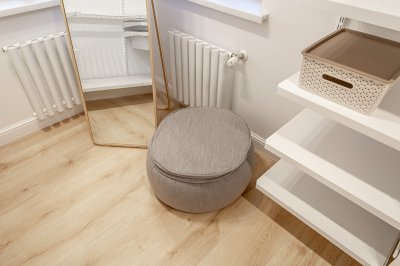 Дизайнерский пуф в гардеробную