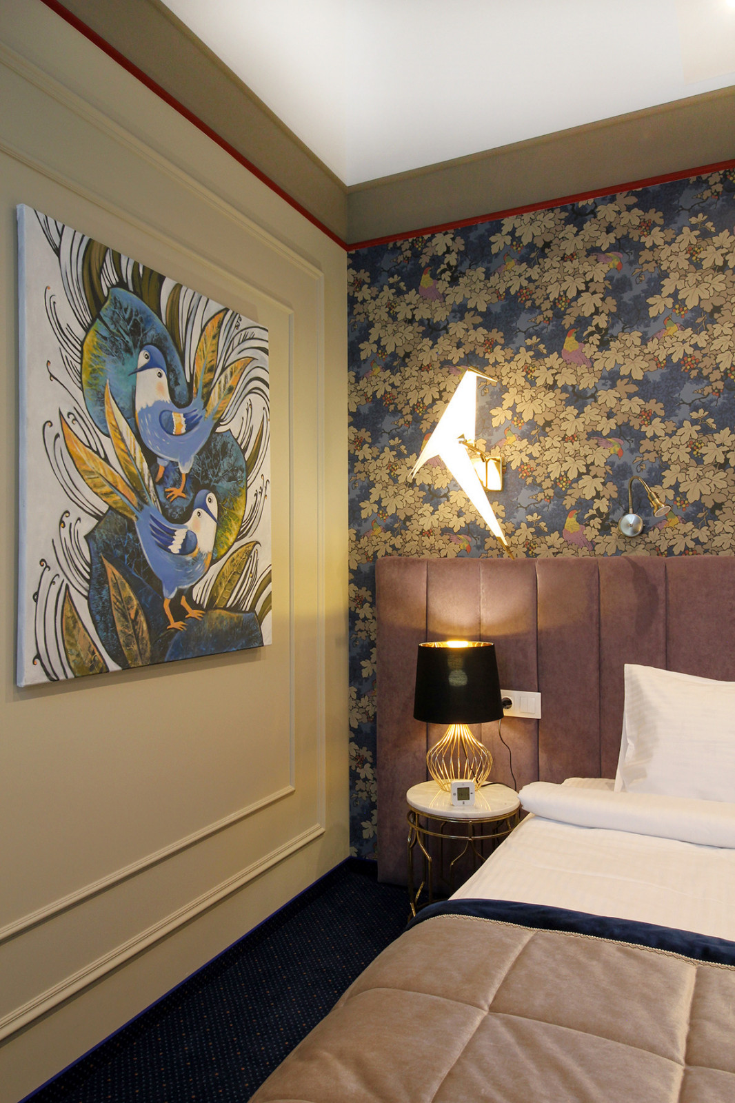 Гипсовые молдинги и декор для стен