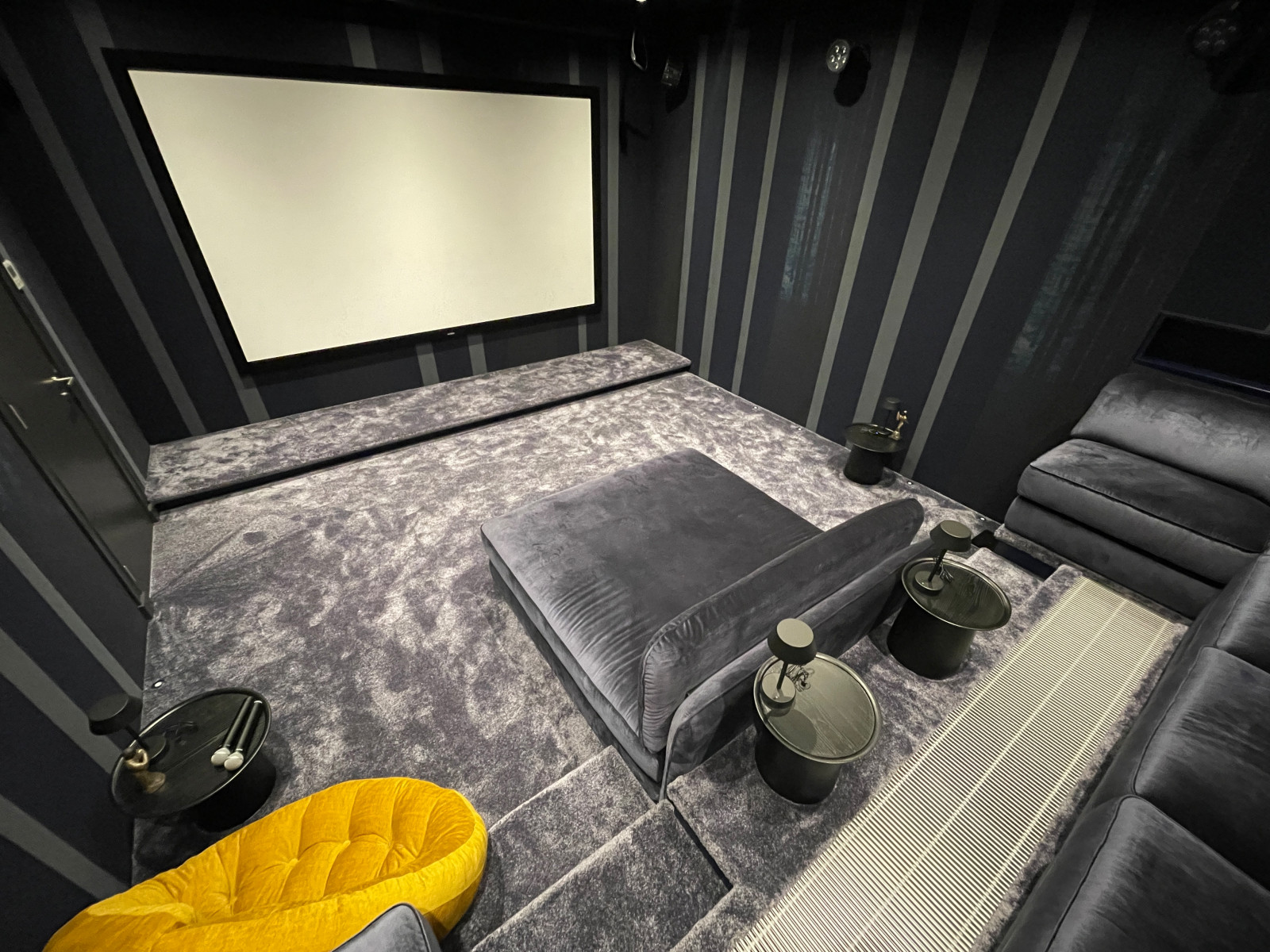 КП Витро Кантри (Персональный кинозал)