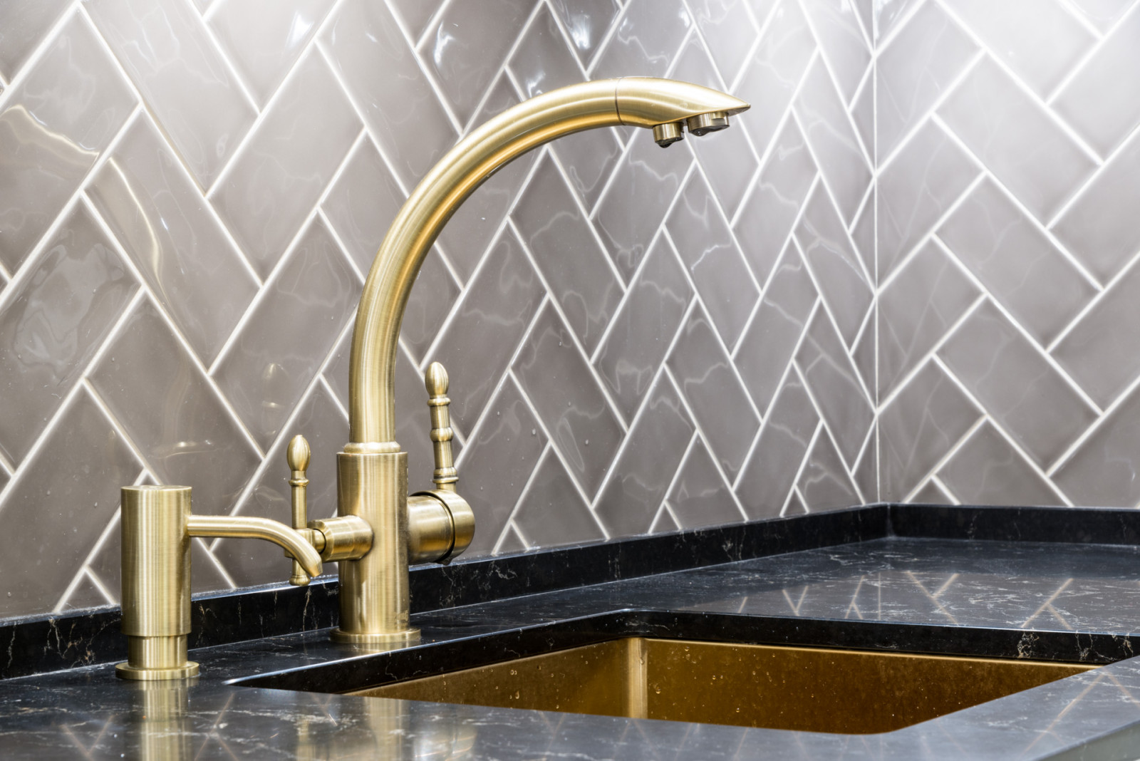 Трёхкомнатная квартира. Работы по дизайн-проекту